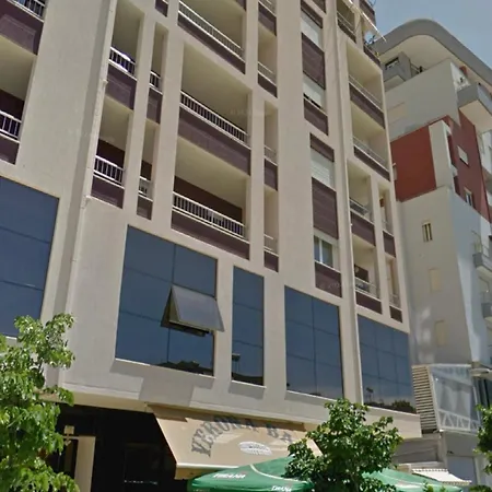 Casa アパート